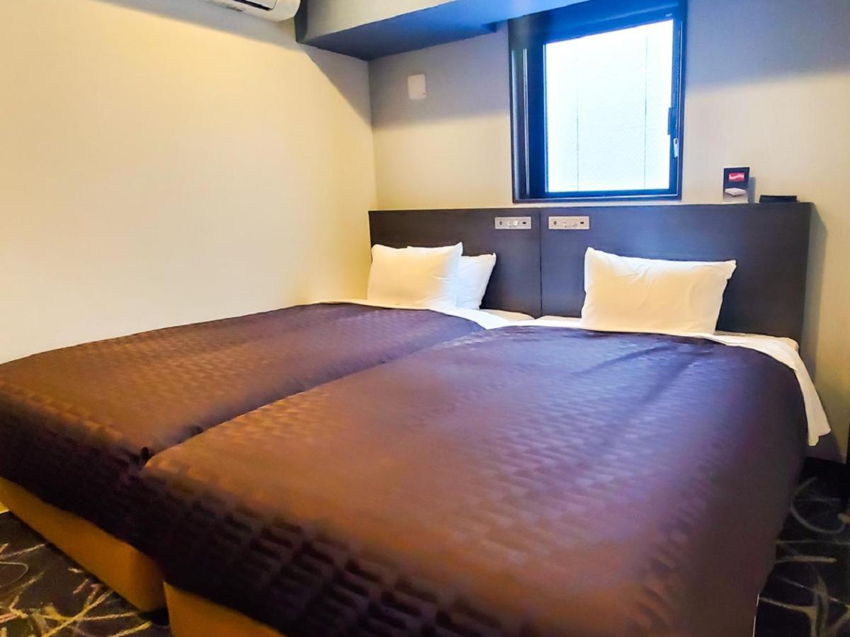 Hotel Livemax Yokohama Stadium Mae Экстерьер фото